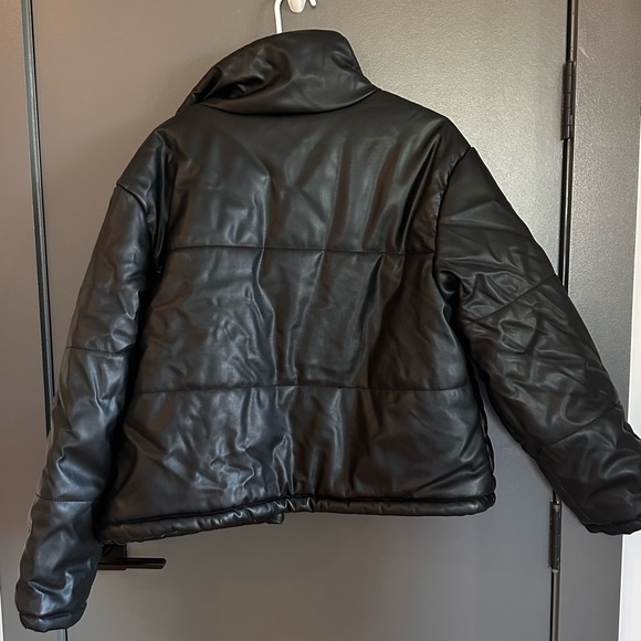 Puffer leather jacket - Picture 2 of 3